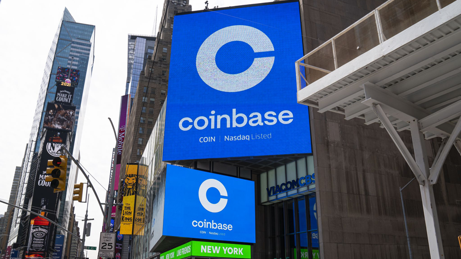 Криптовалютная биржа Coinbase подала иск против SEC